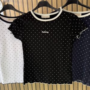Camiseta lunares