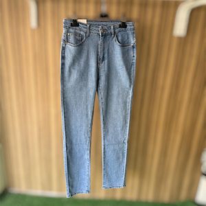 Pantalón vaquero básico