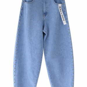 Pantalón vaquero tachuelas