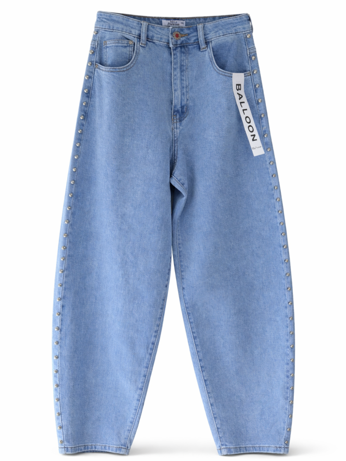 Pantalón vaquero tachuelas