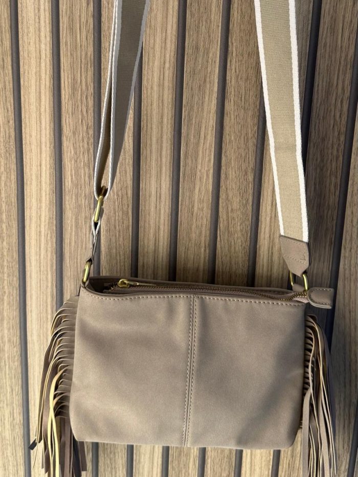 Bolso flecos