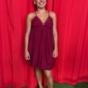 Vestido tachuelas