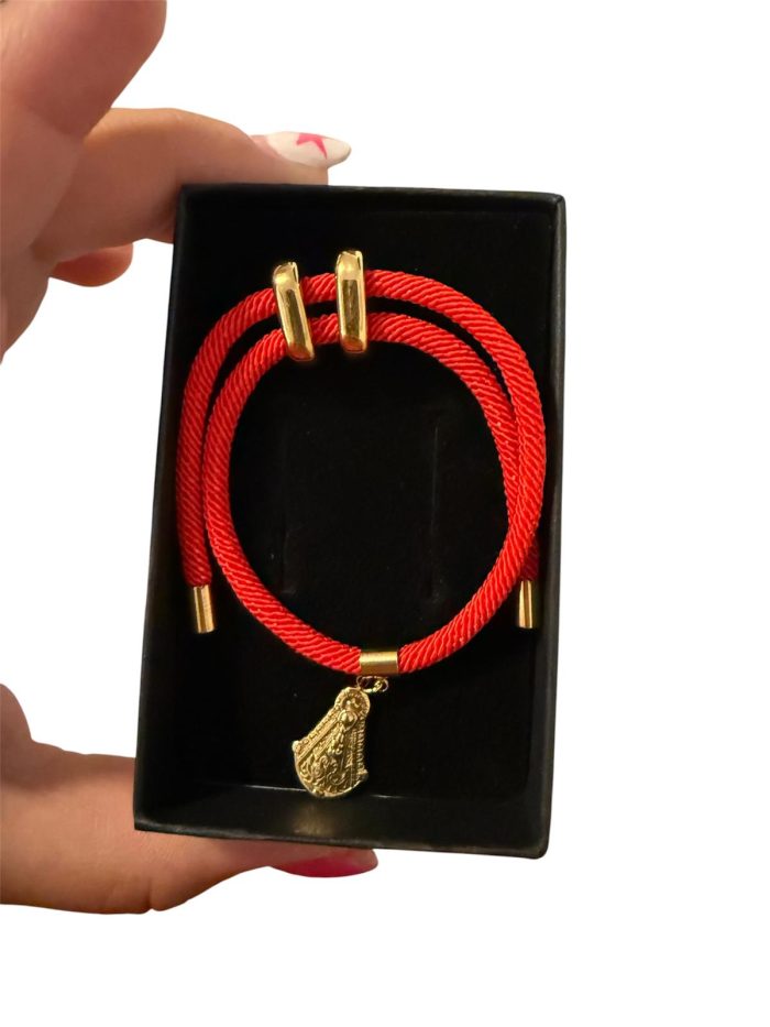 Pulsera roja Virgen del Rocío